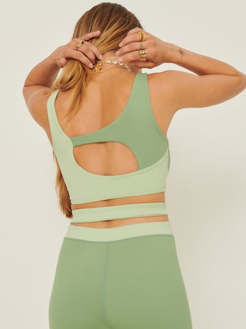 ABOUT YOU x Sofia Tsakiridou Top 'Claire' in Green