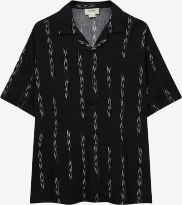 Pull&Bear Regular fit Overhemd in Zwart: voorkant
