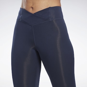 Skinny Pantaloni sport 'Workout Ready' de la Reebok pe albastru