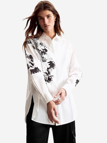 Desigual - Camiseta 'CAM_ORCHID_LACROIX 26SWCW29' en blanco