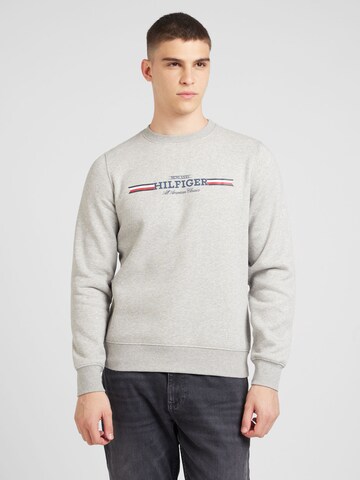 TOMMY HILFIGER Sweatshirt in Grau: Vorderseite
