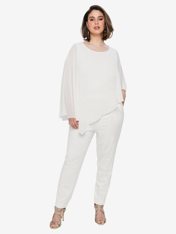 SHEEGO Jumpsuit in White: front