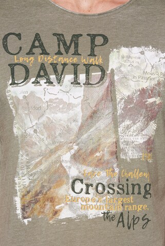 CAMP DAVID Bluser & t-shirts i grøn
