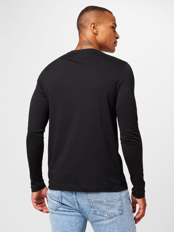 TOMMY HILFIGER - Camiseta en negro