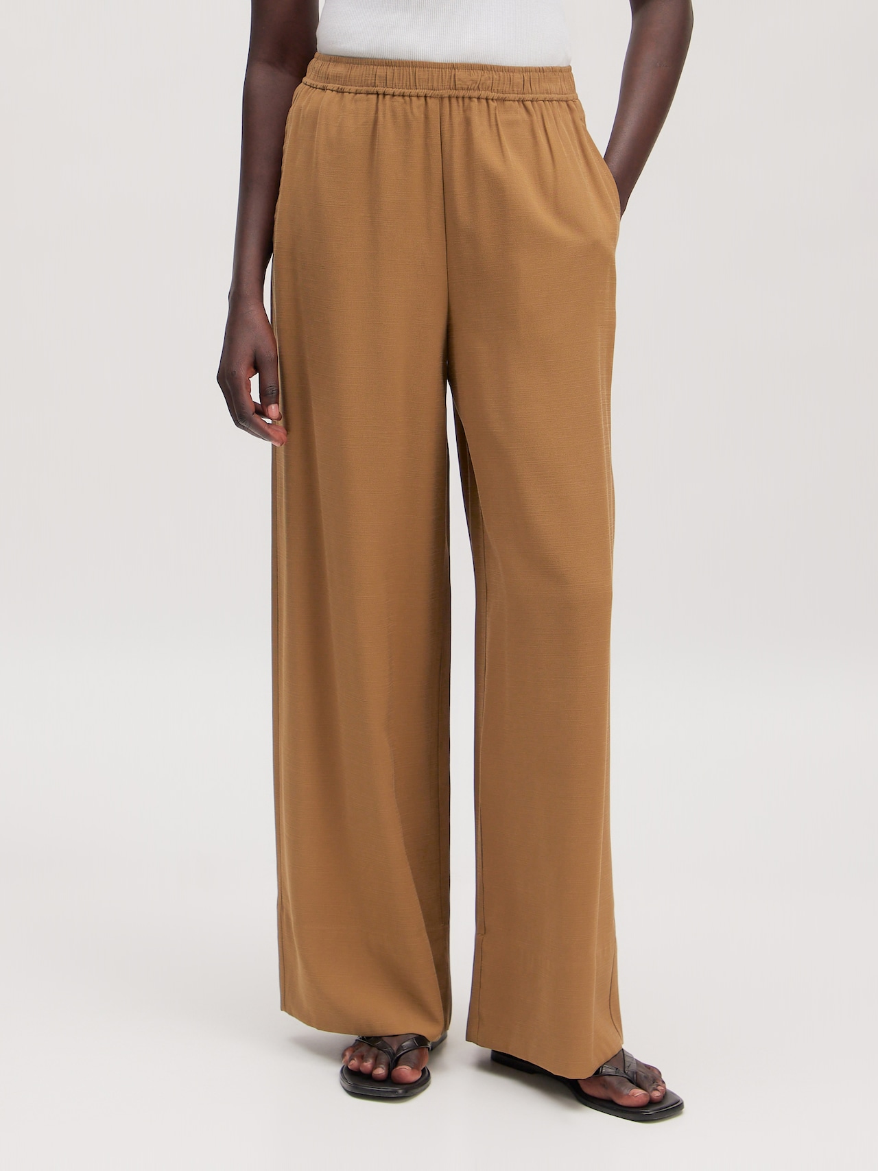 EDITED Produits Pantalon 'Cataleya' marron
