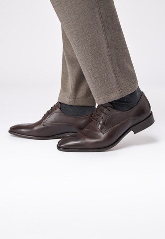 ROY ROBSON Lace-up shoe in Brown: front