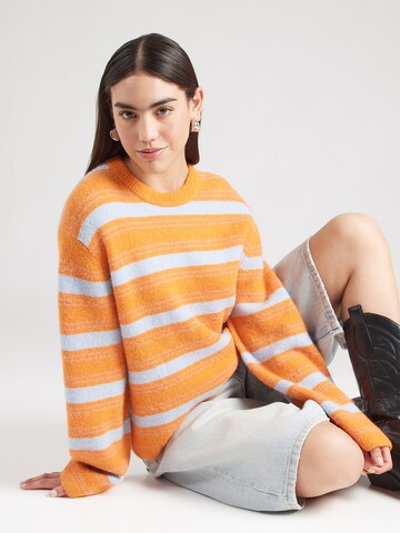 Pull-over & Other Stories en orange : devant