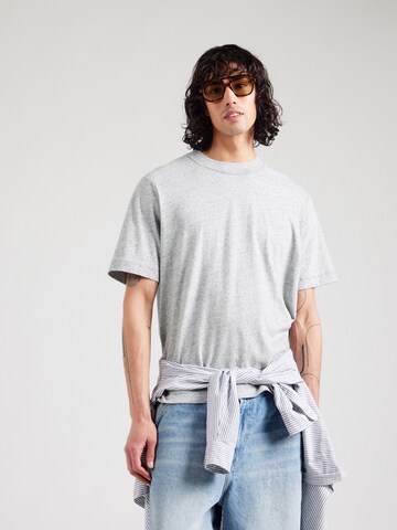 Abercrombie & Fitch Футболка в Серый: спереди
