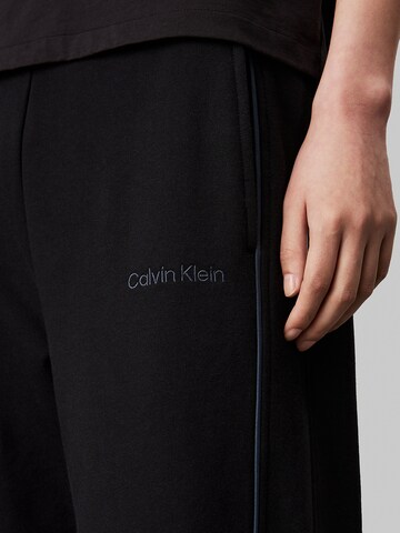 Calvin Klein Normální Kalhoty – černá