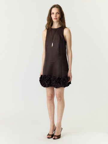 YAS Kleid in Braun