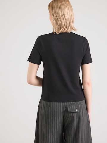 Barbour International - Camiseta 'Devin' en negro