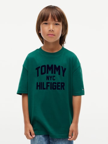 TOMMY HILFIGER T-Shirt in Grün: Vorderseite