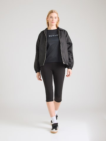 Tricou funcțional de la MIZUNO pe negru