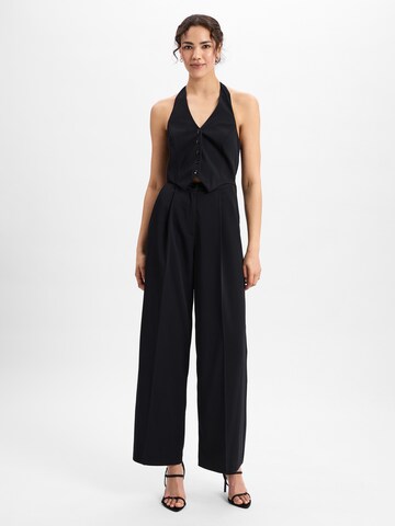 SWING Jumpsuit in Black: front