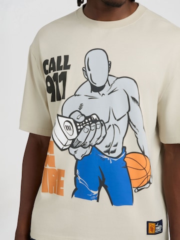 AND1 T-shirt 'On Fire' i grå