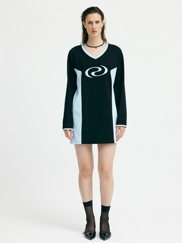 Résumé Paita ' BennieRS ' värissä musta