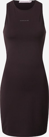 Rochie de la Calvin Klein Jeans pe negru: față