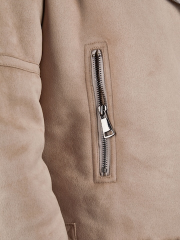 Veste mi-saison White Label en gris