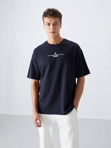 Tommy Life Shirt in Blue: front
