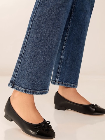 Lipsy Baleriina, värv must