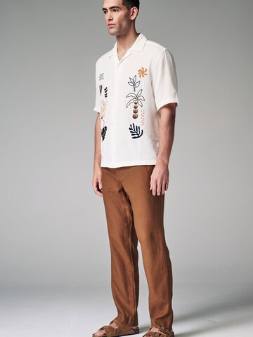 Regular Pantalon Next en marron