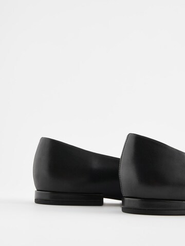 Next Балетки с ремешком 'Forever Comfort®' в Черный