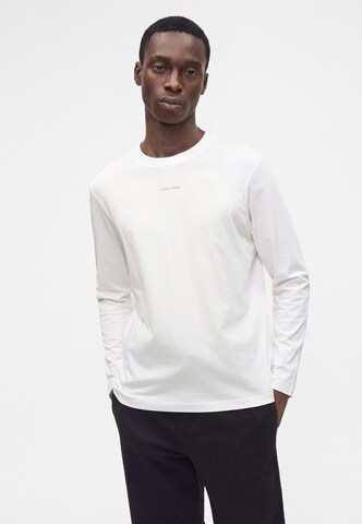 Tricou 'EASY' de la Calvin Klein Jeans pe alb