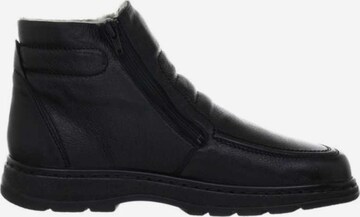 SOLIDUS Boots in Black