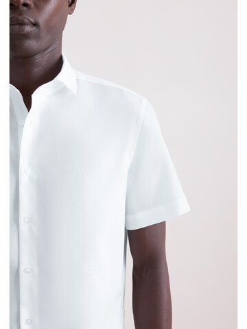 Coupe slim Chemise business SEIDENSTICKER en blanc
