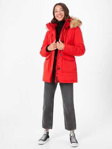 Veste d’hiver 'Everest' Superdry en rouge