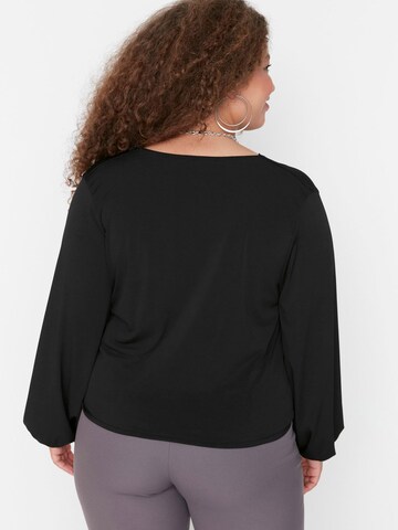 Chemisier Trendyol Curve en noir