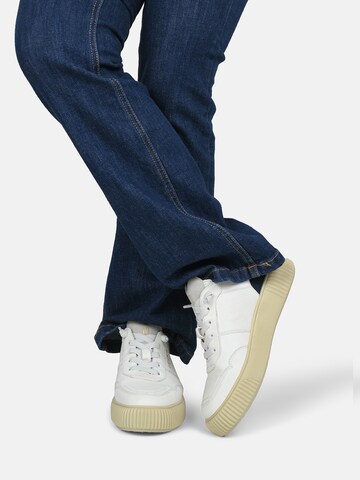 Baskets basses ' PARIA ' Crickit en blanc