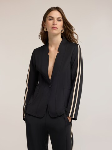 MOTIVI Blazer in Black