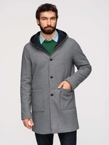 Cappotto di mezza stagione di Ombre in grigio
