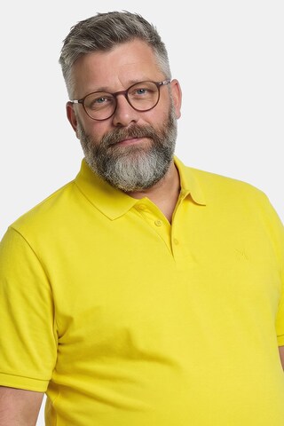 Men Plus Shirt in Yellow