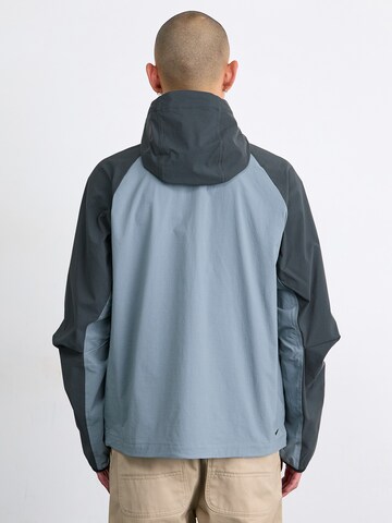 Nike Sportswear Демисезонная куртка 'TECH' в Серый