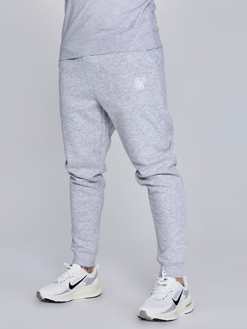 Effilé Pantalon SikSilk en gris