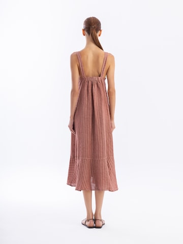 Haris Cotton - Vestido 'Haris Cotton' en marrón