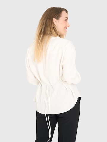 LynnSophie Bluse in Beige