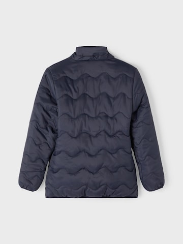 Veste mi-saison 'Maggy' NAME IT en bleu