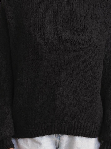 Pullover di MixRay in nero