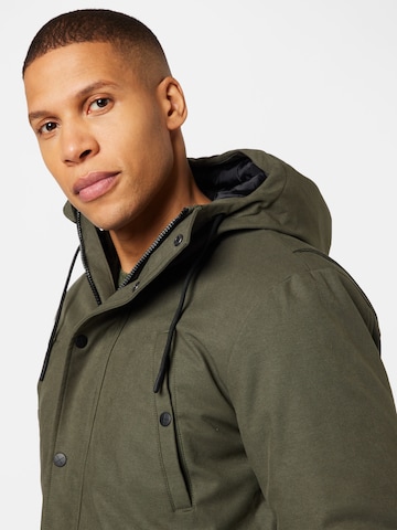 Parka mi-saison 'Alpine' Revolution en vert