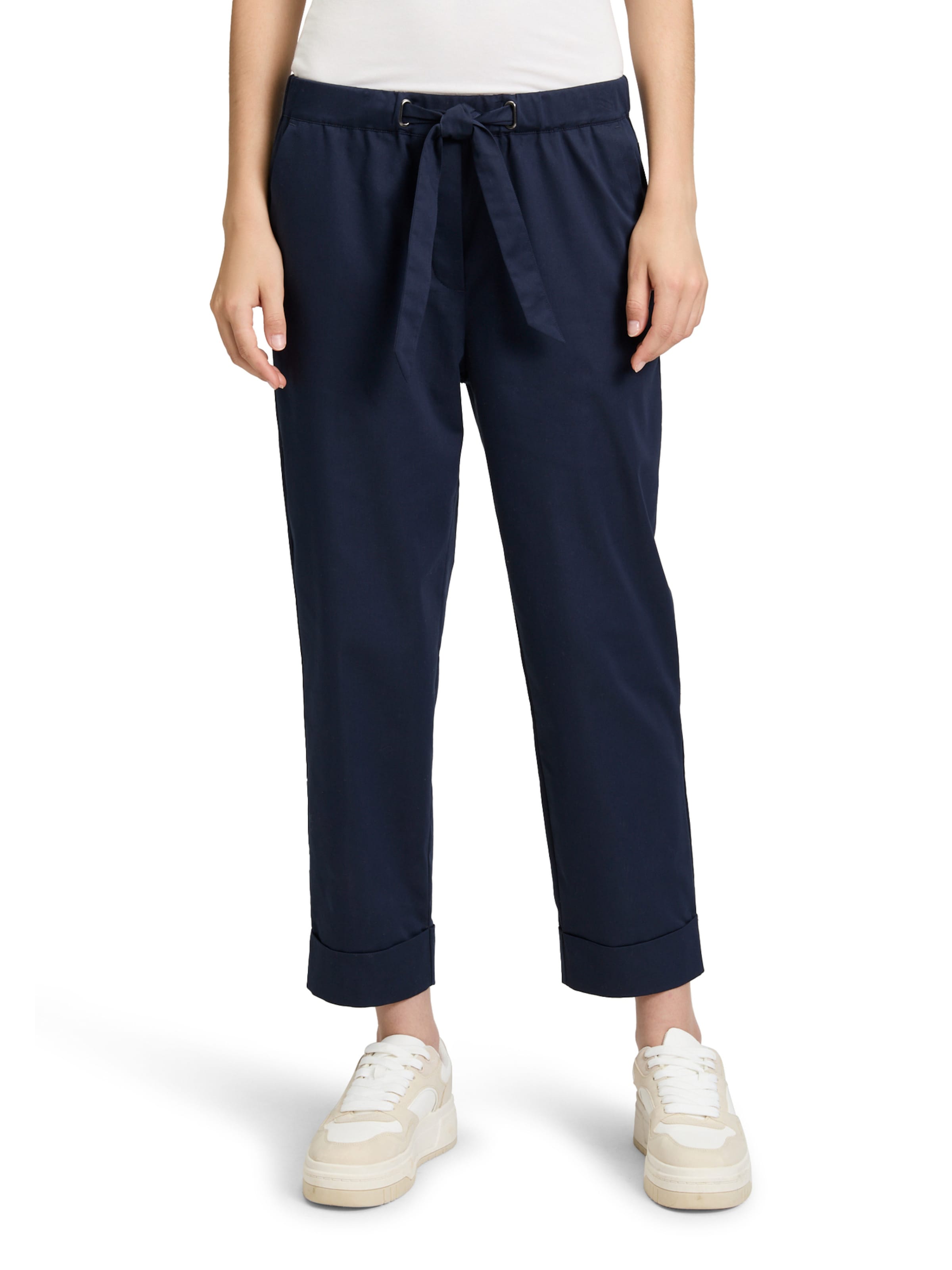Regular Pantalon Betty & Co en bleu : devant