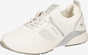 MUSTANG Sneaker in Weiß: Vorderseite