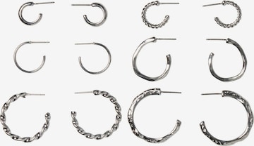 PIECES Earrings 'OLILA' in Silver: front