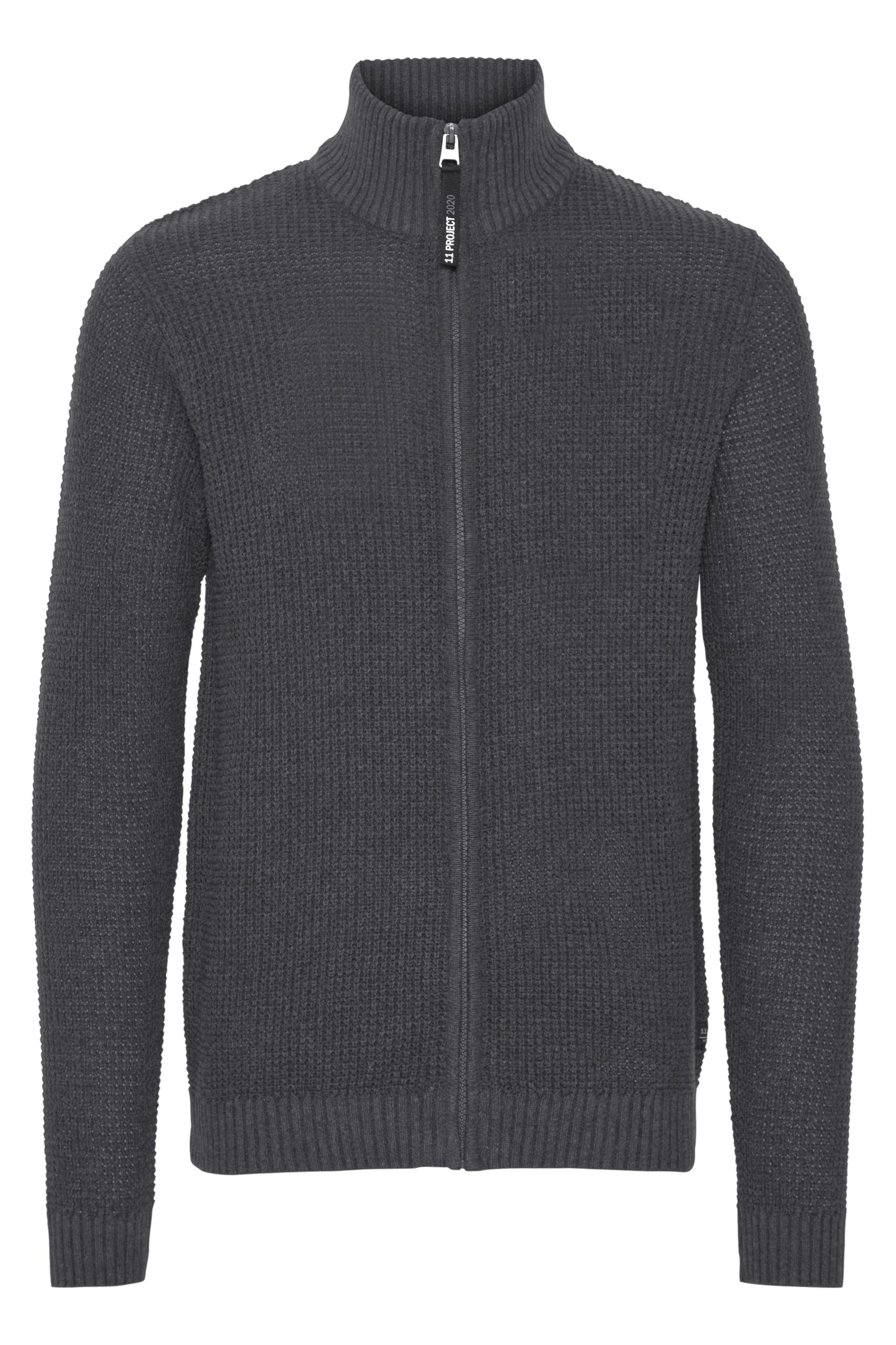 11 Project Strickjacke in Grau: Vorderseite