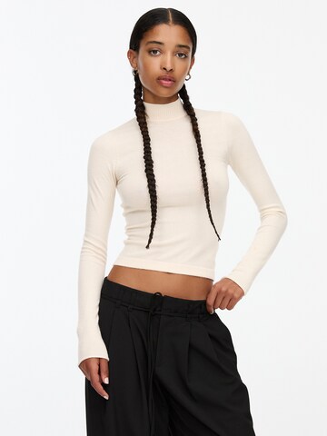 Pullover di Pull&Bear in bianco: frontale
