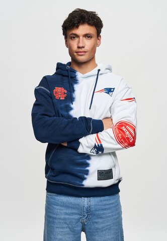 Recovered Sweatshirt 'NFL Patriots Ink Dye Effect On' in Blue