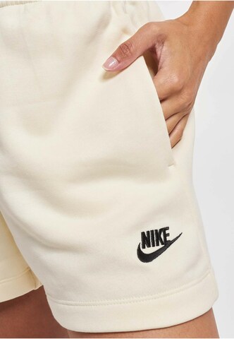 Nike Sportswear Regular Shorts 'Club Fleece' in Beige
