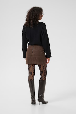 My Essential Wardrobe Rok 'Olly' in Bruin